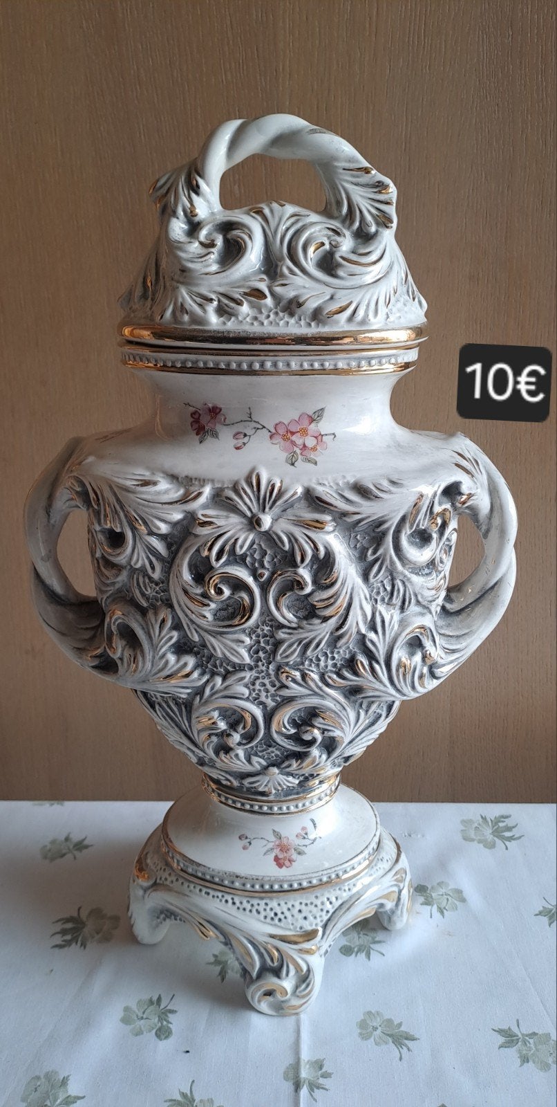 Vaas
Capodimonte, Enlèvement