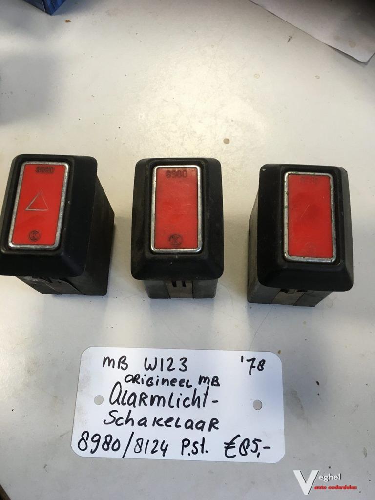 Mercedes w123 Alarmlichtschakelaar 1978, -, Utilisé, -, -