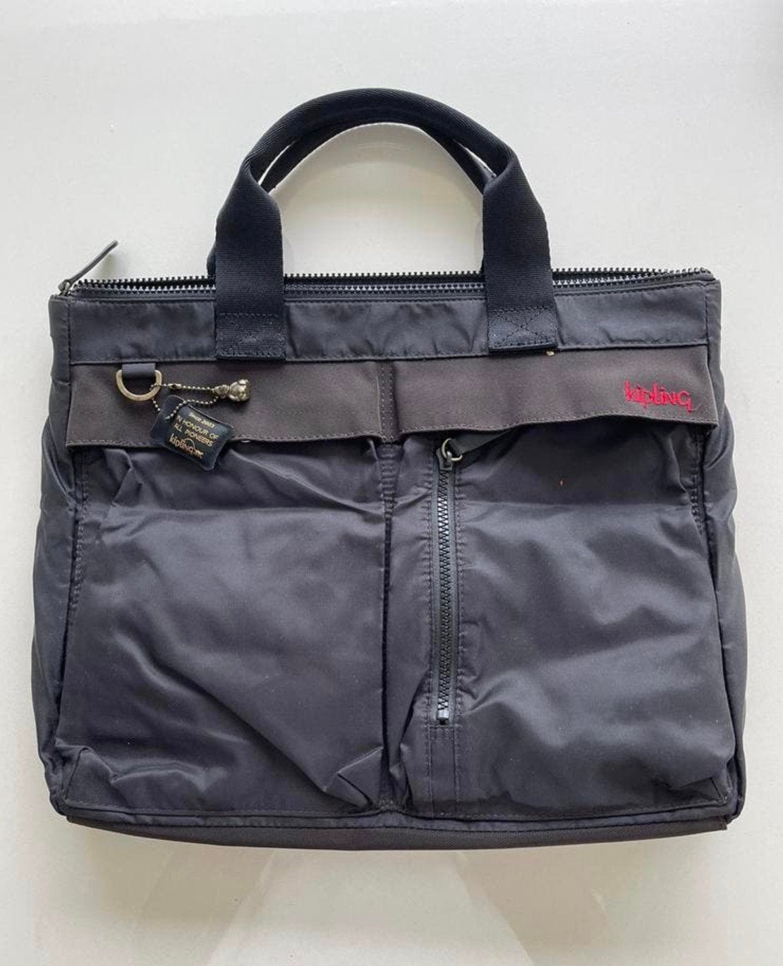 Kipling Zwarte Nylon Laptop / Crossbody Tas (Met Aapje!), Ophalen of Verzenden, Zo goed als nieuw, Rood