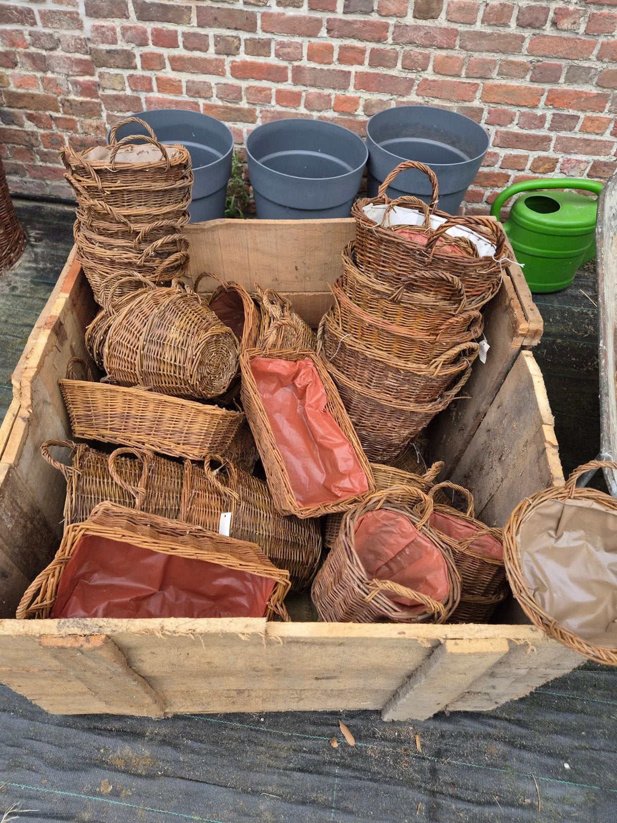 Leuke Box vol met manden! ( gebruikt ), Gebruikt, Mand, Ophalen of Verzenden, Handgemaakt