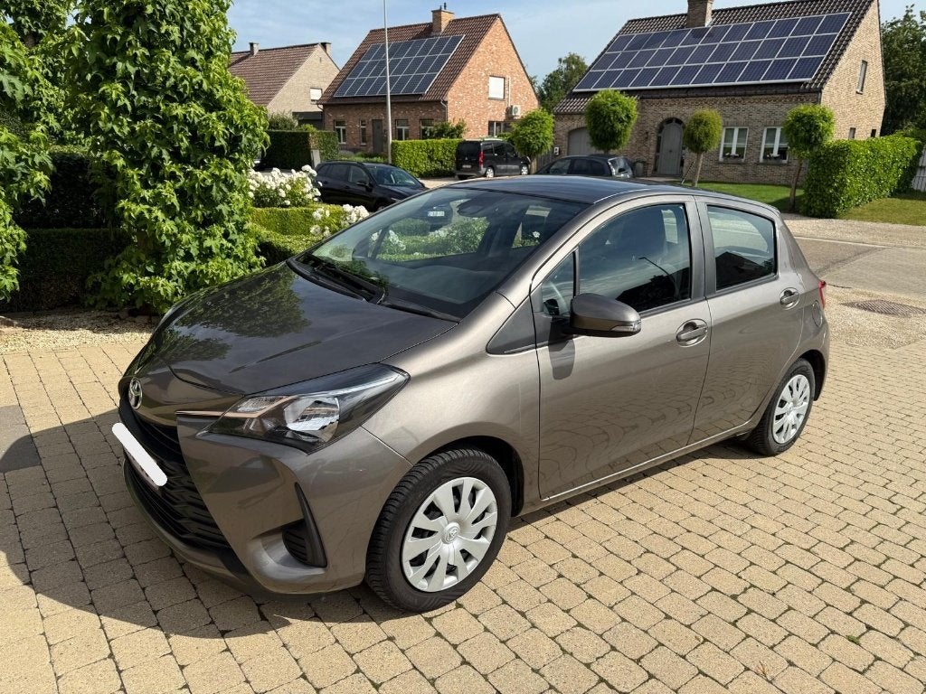 Toyota Yaris, Autos, Toyota, Argent ou Gris, Achat, Euro 6, Boîte manuelle