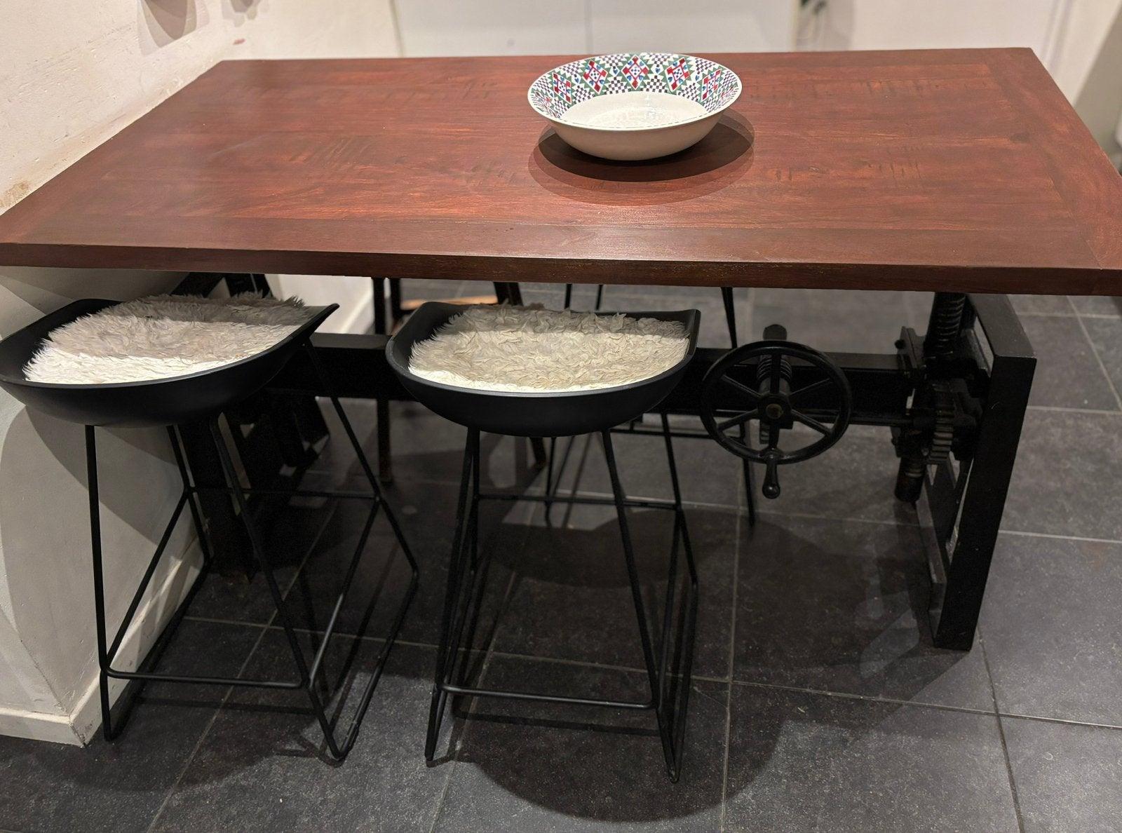 INDUSTRIËLE DESIGNTAFEL STEAMBOAT – HOOGTE VERSTELBAAR, Ophalen, Industrieel luxe retro design, 50 tot 100 cm, Zo goed als nieuw