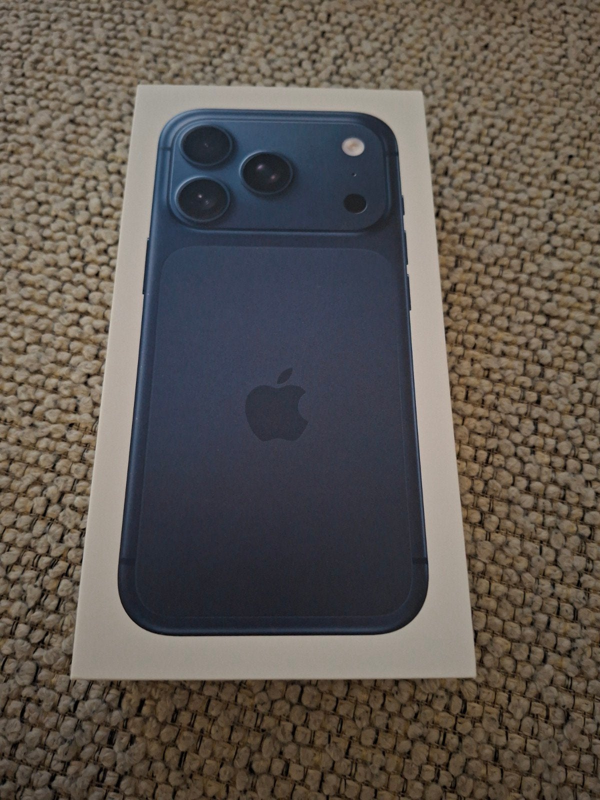 IPHONE 17 PRO NEUF DANS SA BOÎTE, Télécoms, Téléphonie mobile | Apple iPhone, Enlèvement, Bleu