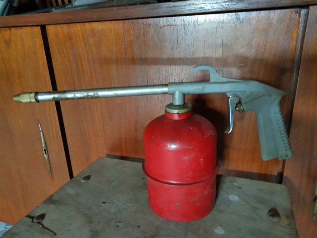 metalen oliespuit, Ophalen of Verzenden