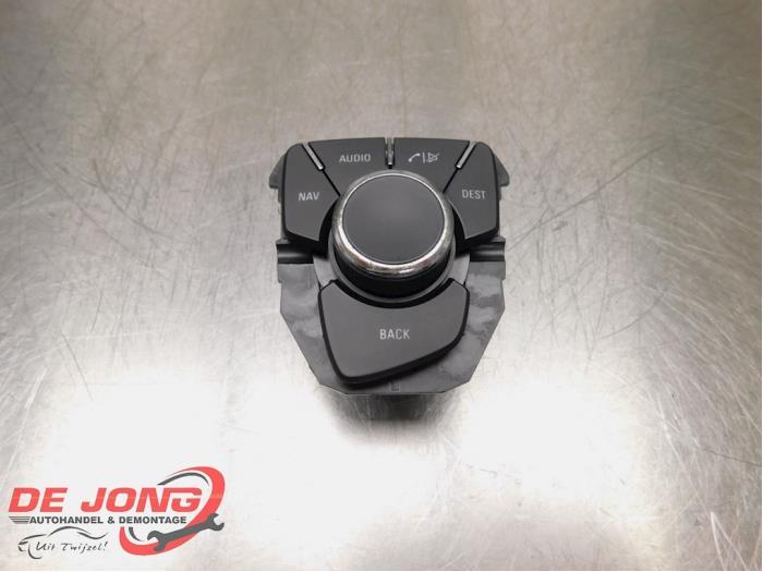 Regelunit Multi Media van een Opel Insignia, Gebruikt, -, -, Opel