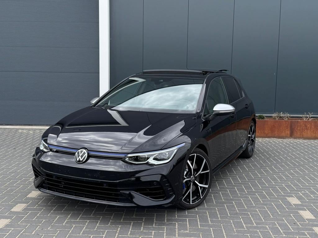 Volkswagen golf 8 R Akra Pano Leder nurnberging, Auto's, Volkswagen, Automaat, 4 cilinders, Zwart, Leder