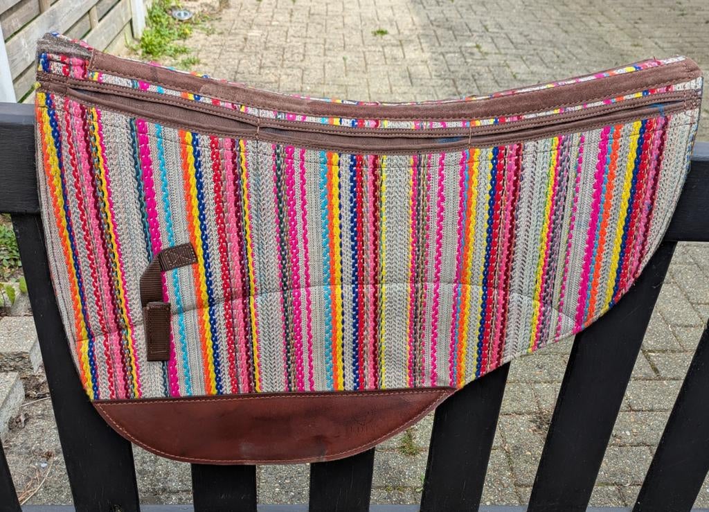 Edix westernpad, Dieren en Toebehoren, Ophalen, Anatomisch gevormd, Wol