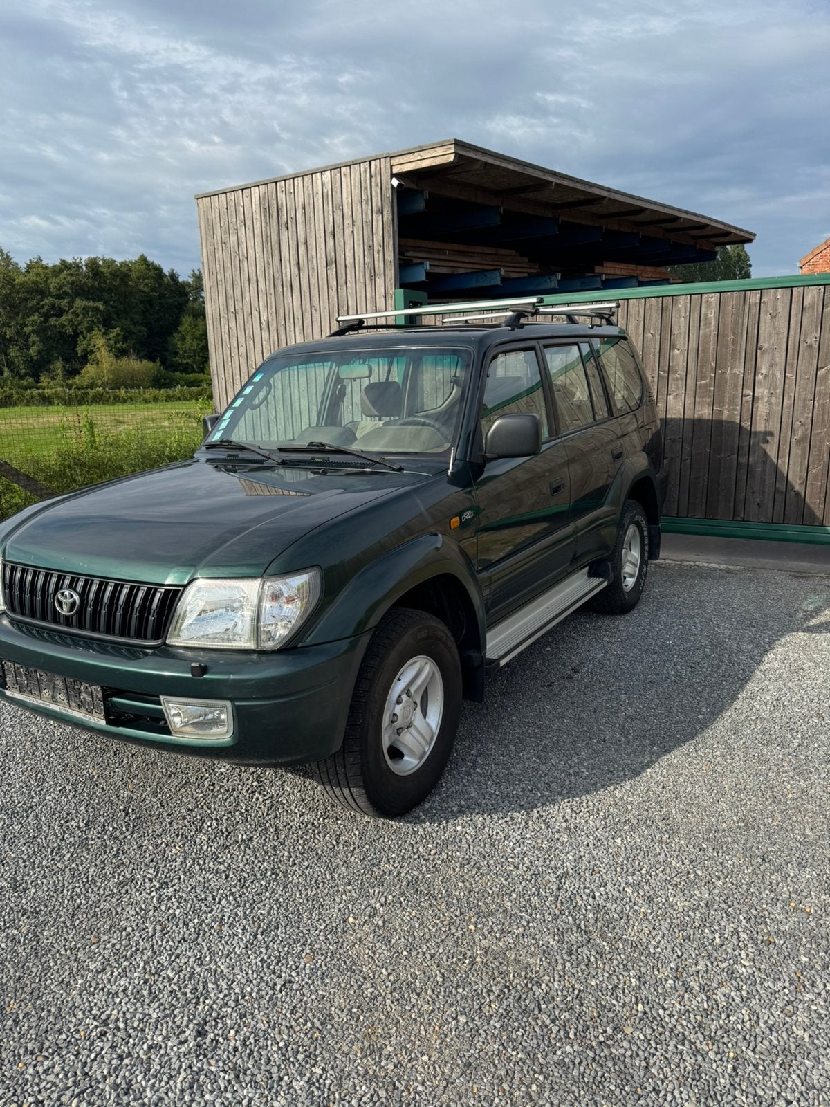 Zeer mooie toyota landcruiser kdj95 d4d lichtevracht, Auto's, Toyota, 4 cilinders, 120 kW, 5 deurs, 2 zetels