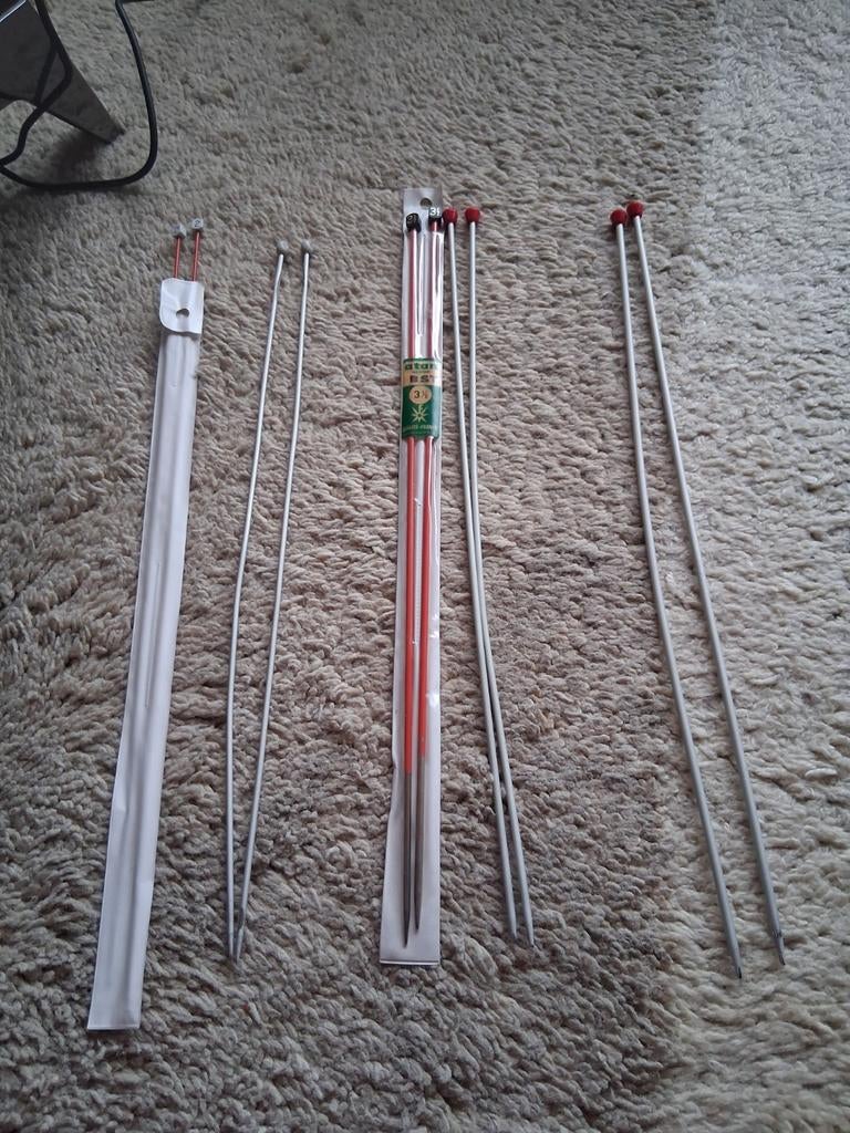 Breinaalden 2, 2.5, 3 en 3.5 mm, Hobby en Vrije tijd, Breien en Haken, Ophalen of Verzenden