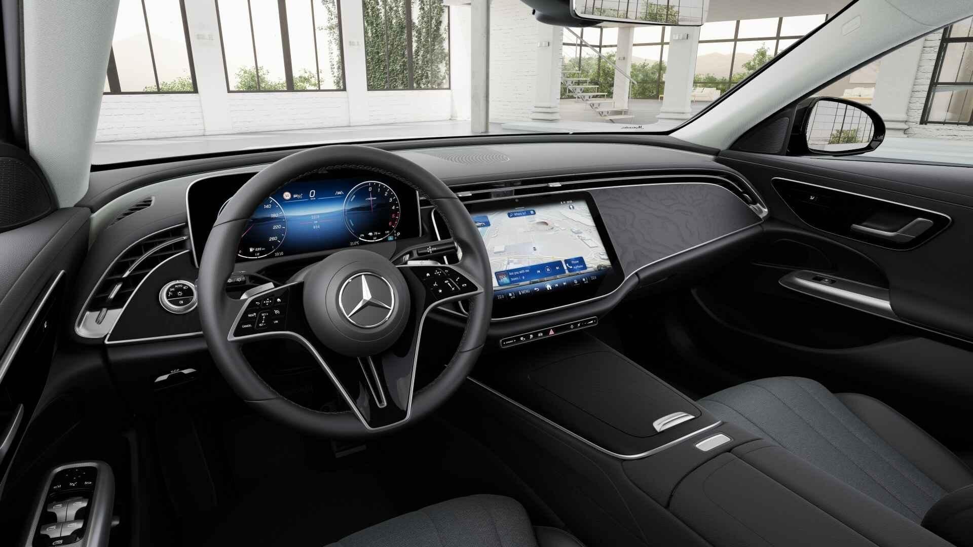 Mercedes-Benz E-klasse 300 DE Break Luxury Line | Distronic, Auto's, Automaat, Gebruikt, Zwart, 4 cilinders
