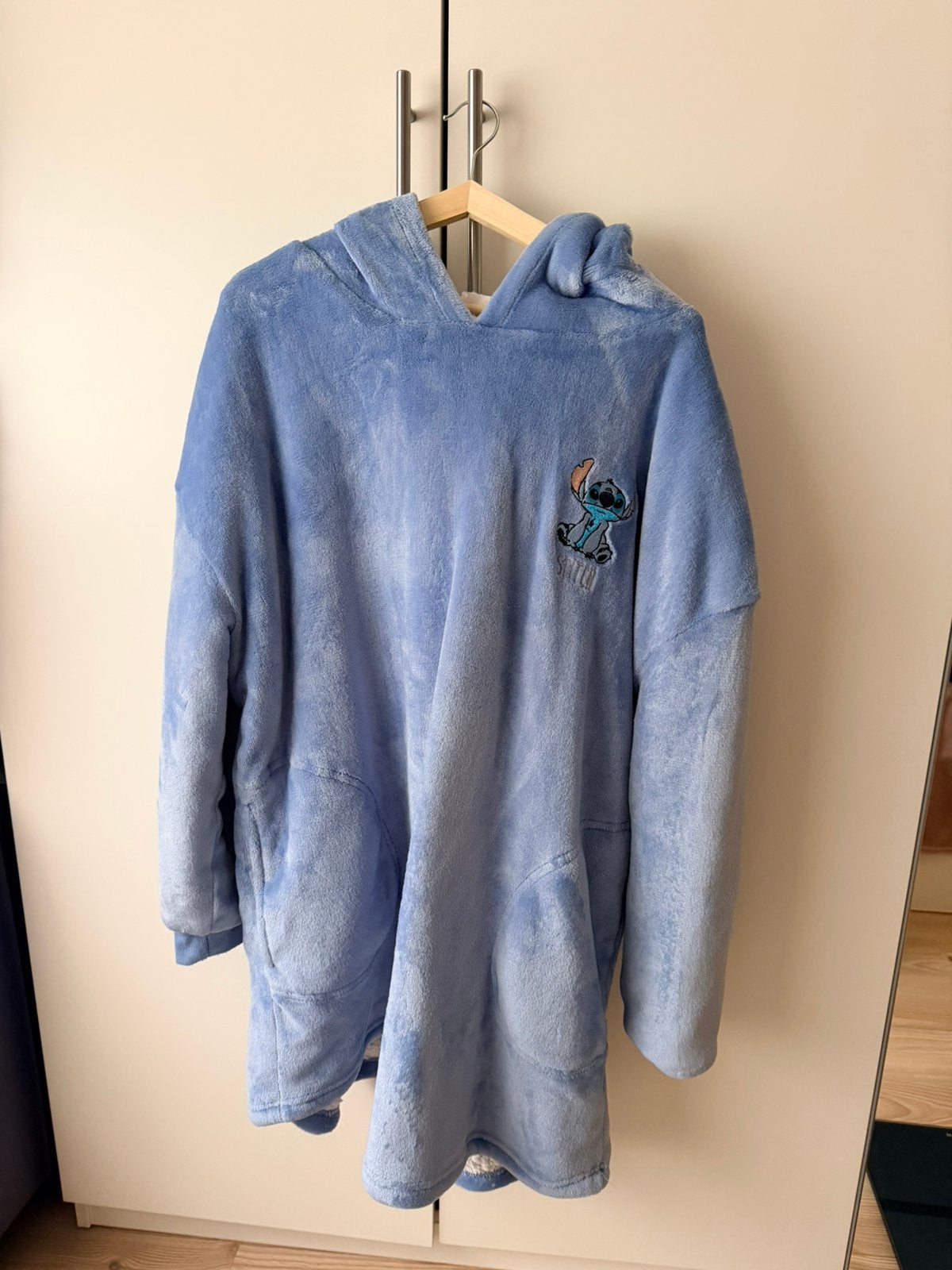 Snuddie Stitch, Collections, Enlèvement, Utilisé
