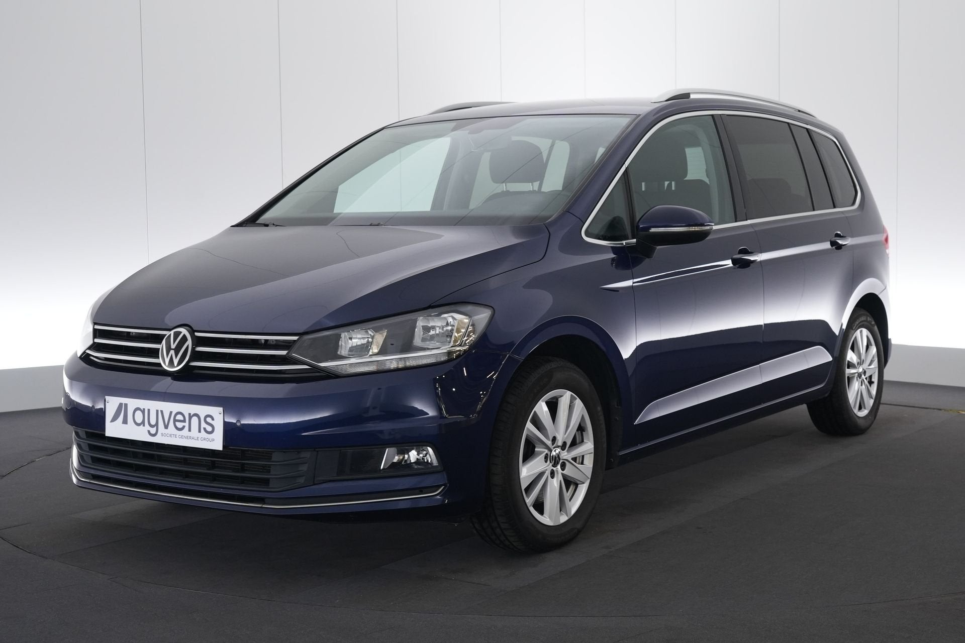 (2CAY606) VOLKSWAGEN TOURAN, Auto's, Monovolume, Blauw, Alcantara, Automatische klimaatregeling