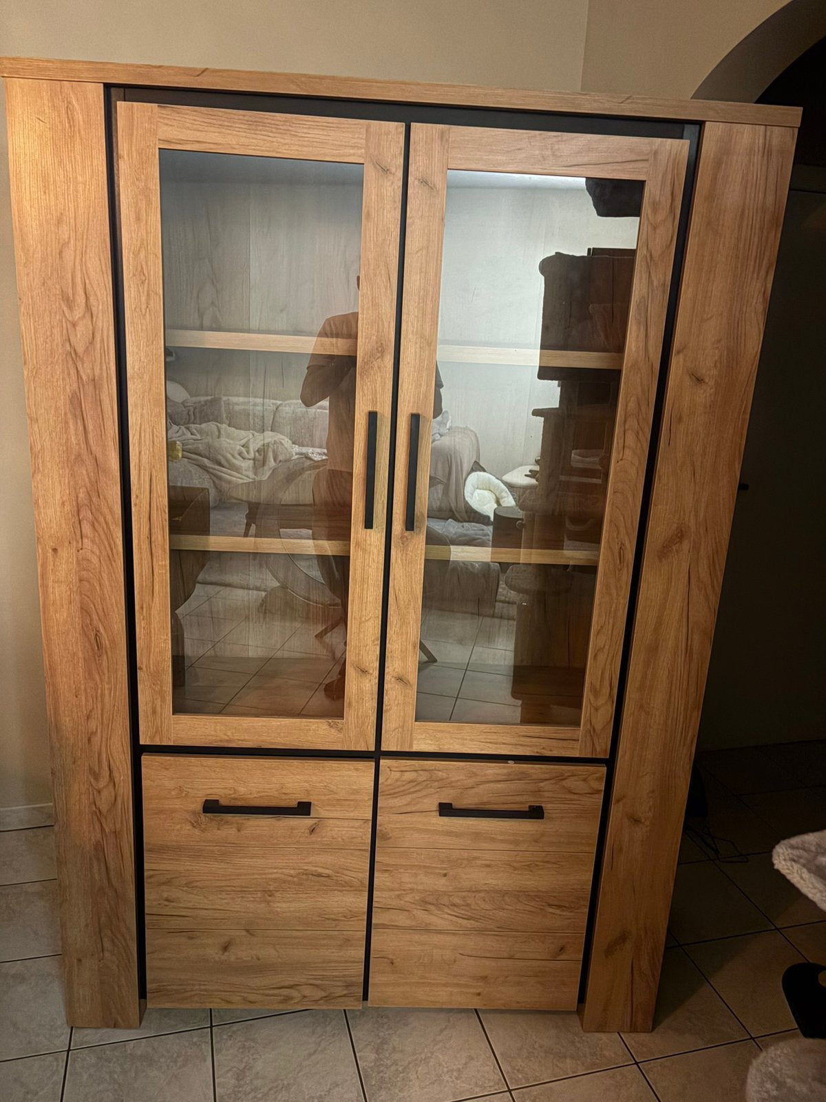 Vitrine kast, Maison & Meubles, Armoires | Vitrines, Enlèvement, Comme neuf, Chêne, Avec tablette(s)