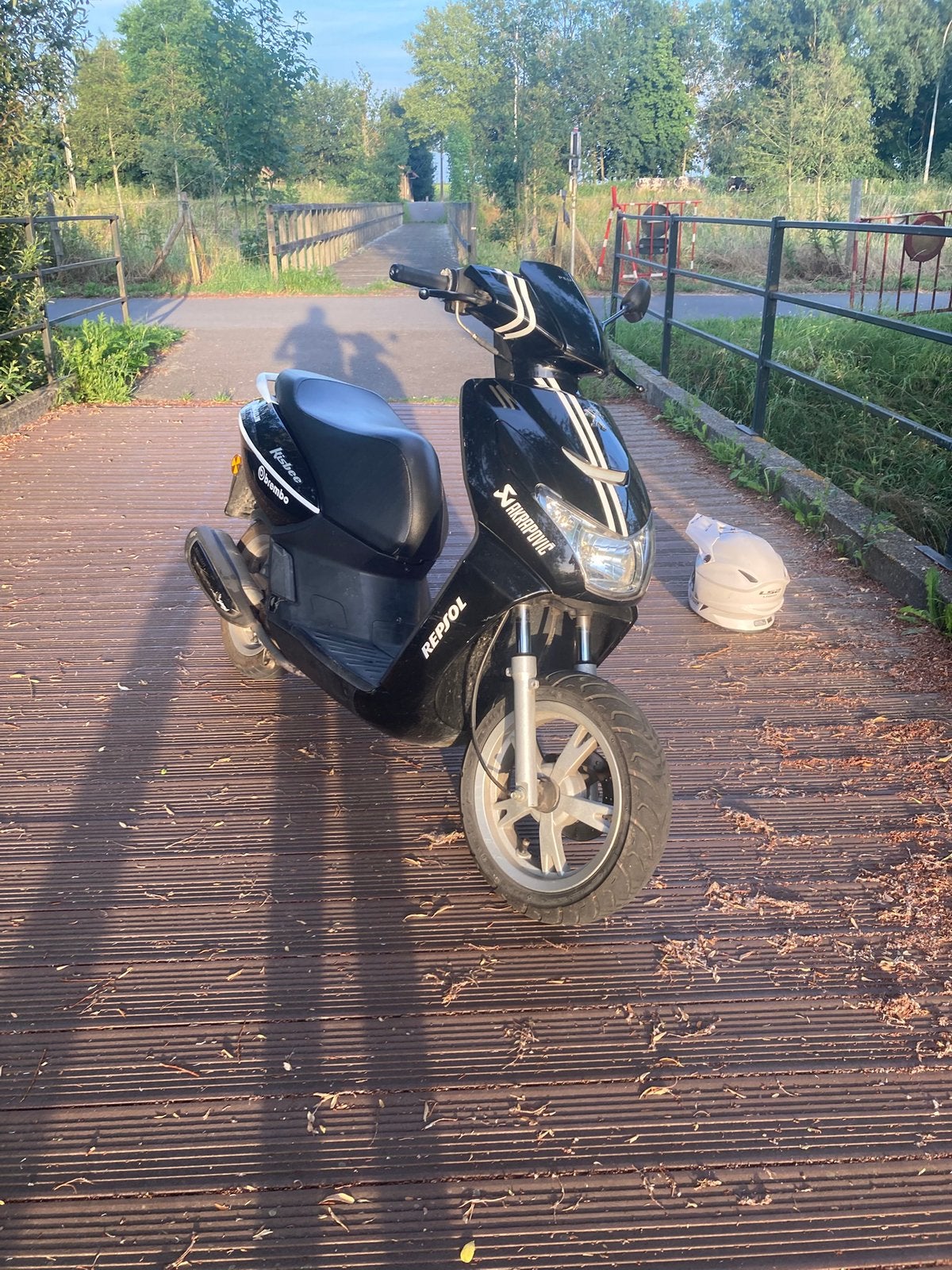 Peugeot kisbee 4t, Fietsen en Brommers, Scooters | Yamaha, Gebruikt, Overige modellen, Klasse A (25 km/u), Ophalen of Verzenden