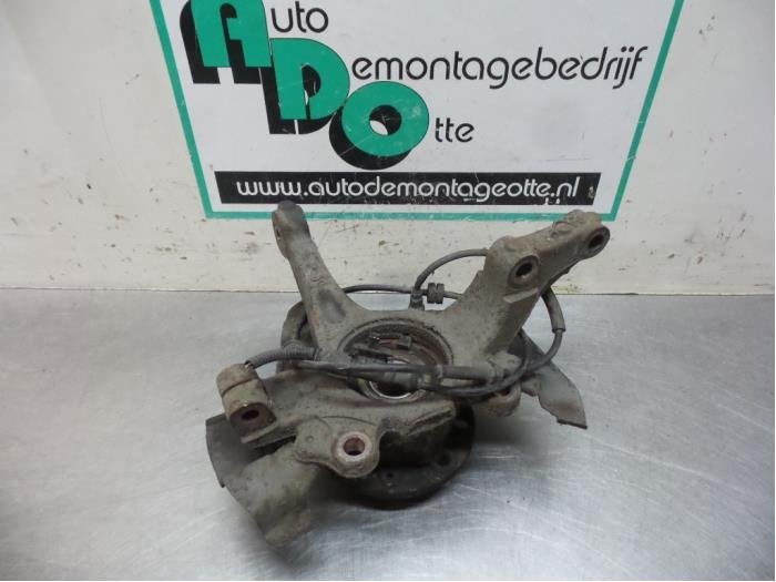 Joint avant gauche d'un Fiat Punto Grande, -, 3 mois de garantie, Utilisé, Fiat
