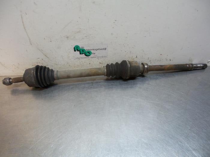 Aandrijfas rechts-voor van een Peugeot 206, Auto-onderdelen, Remmen en Aandrijving, Peugeot, Gebruikt, 3 maanden garantie, Ophalen of Verzenden