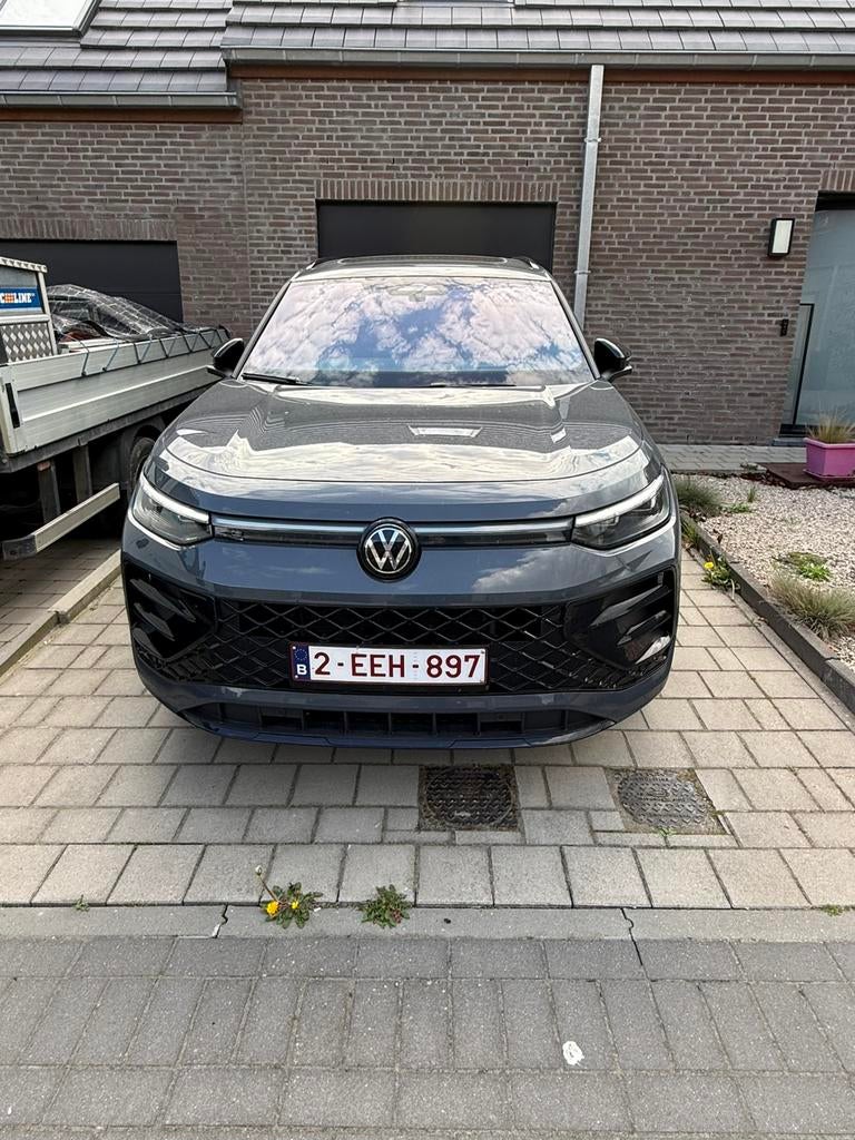 Volkswagen Tayron R line, Autos, Volkswagen, Argent ou Gris, Achat, Euro 6, Noir