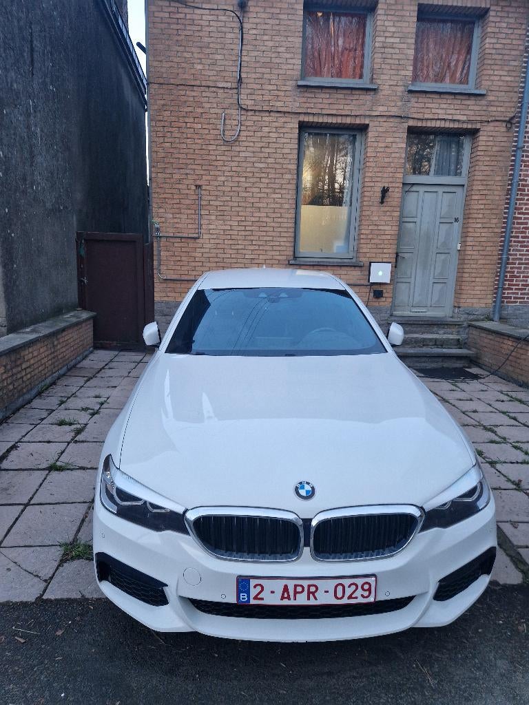Bmw 530e hybride pack sport m, Autos, Noir, Berline, Automatique, Particulier