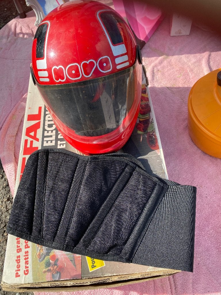 Motorhelm met rugbeschermer, Ophalen