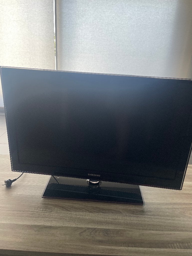 Samsung 37 inch Full HD LCD TV – nette staat, Audio, Tv en Foto, Televisies, Ophalen, LCD, Zo goed als nieuw, 100 Hz