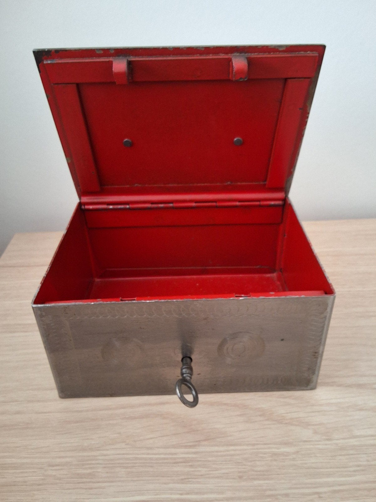 caisse avec 1 clé.17x1, Enlèvement ou Envoi