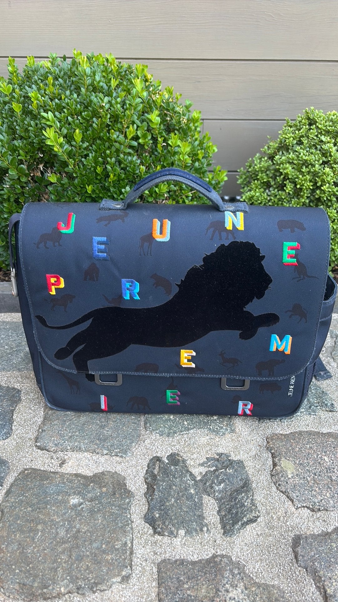 Jeune premier, Enlèvement, Comme neuf