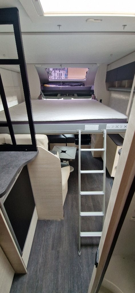 Schausson 660 ultimate titanium 170 pk, Caravans en Kamperen, Automaat, Ringverwarming, Antidémarrage, Ford