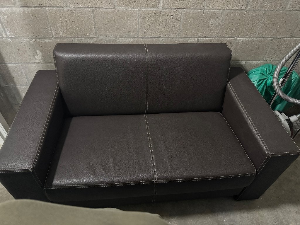 Bruine 2zits zetel, Maison & Meubles, 75 à 100 cm, Enlèvement, Utilisé, 150 à 200 cm