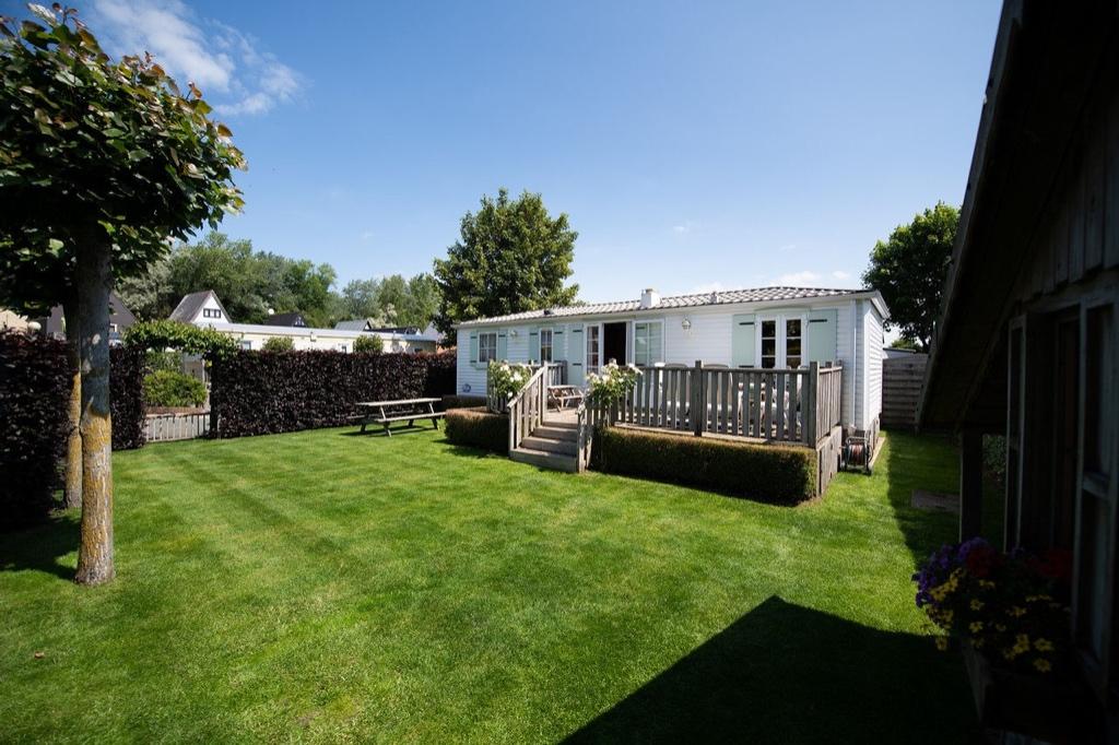 Oostduinkerke - Caravan + 2 Percelen - Broker REF 90353, 2 kamers, Vrijstaande woning, Provincie West-Vlaanderen, 200 tot 500 m²