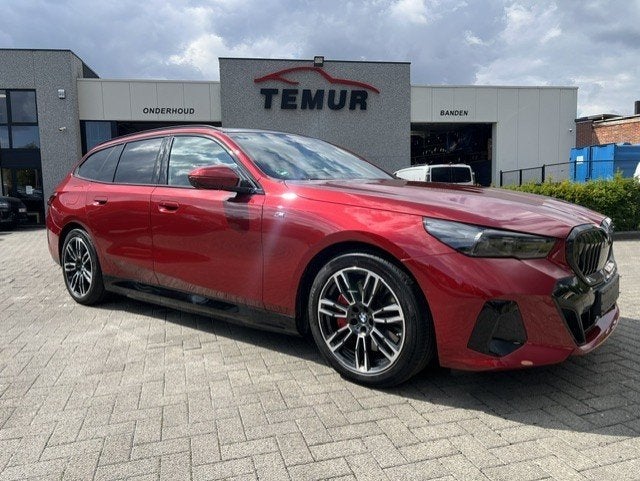 Bmw I5 eDrive40 M-Pack 340pk Pano/Hud/Led/Camera 2025, Autos, BMW, Entreprise, Noir, Break, Automatique