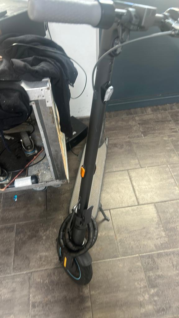 Ninebot g30D max II, Enlèvement, Comme neuf, Step électrique (E-scooter)