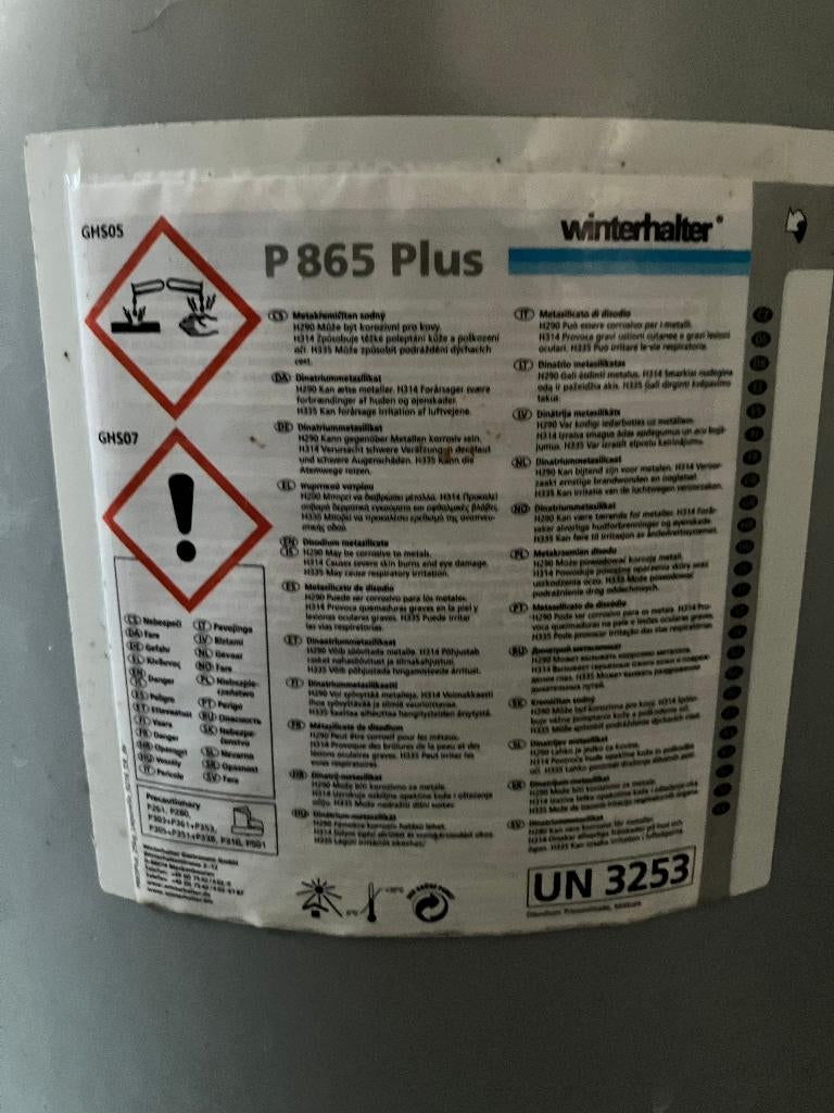 Winterhalter P 865 Plus – professioneel wasmiddel, Ophalen