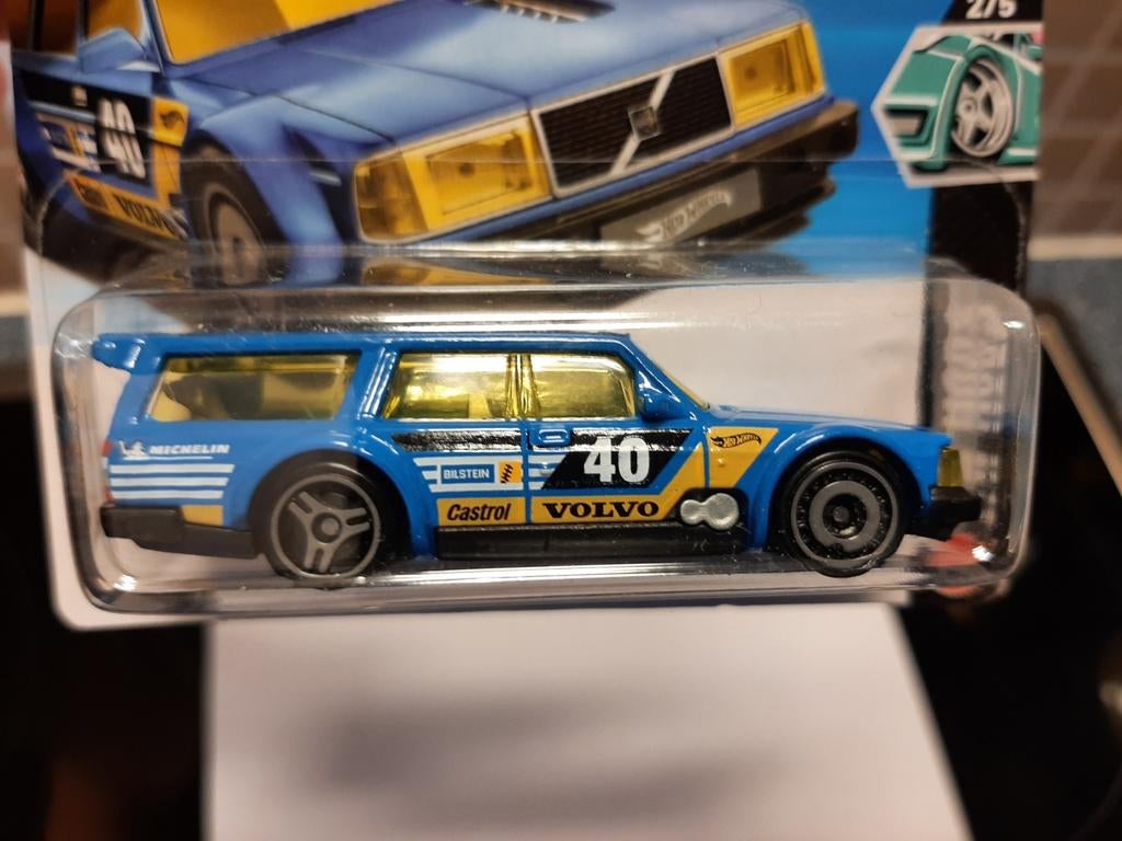 Voiture de drift Volvo 240 Hotwheels, Enlèvement ou Envoi