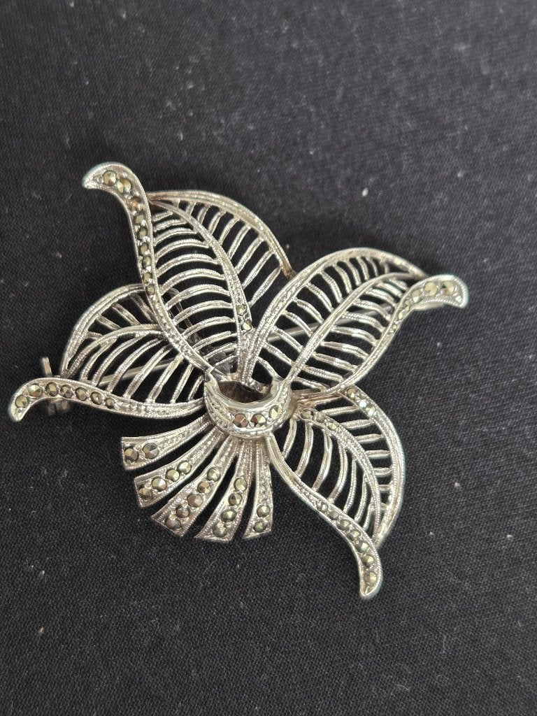 Vintage 835 zilveren markasiet broche, Ophalen, Gebruikt