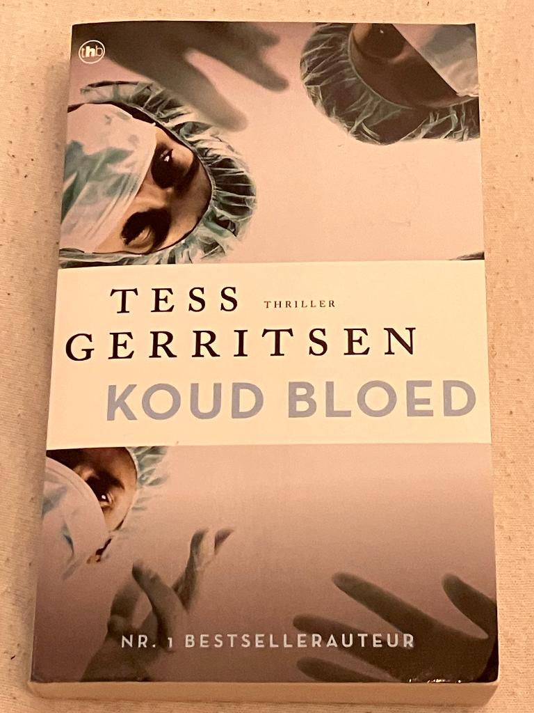 Tess Gerritsen - Koud bloed, Boeken, Ophalen of Verzenden, Nieuw, Tess Gerritsen