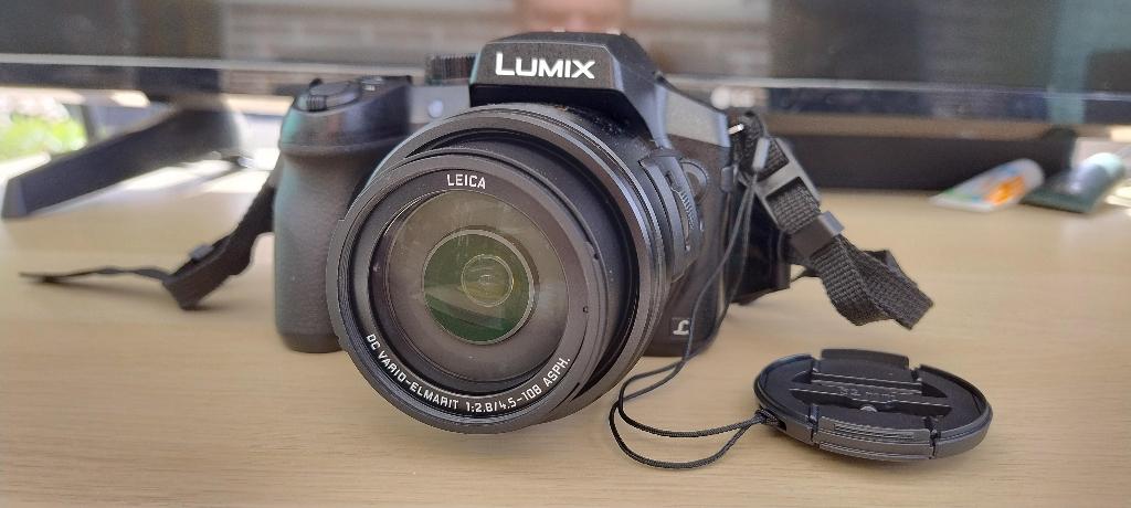 Panasonic Lumix DMC-FZ300 - Met garantie en nieuwstaat!, Ophalen, 12 Megapixel, Compact, Zo goed als nieuw