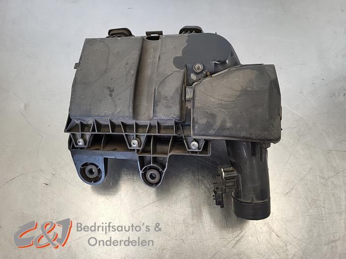 Boîtier filtre à air d'un Peugeot Partner, -, 3 mois de garantie, Utilisé, -
