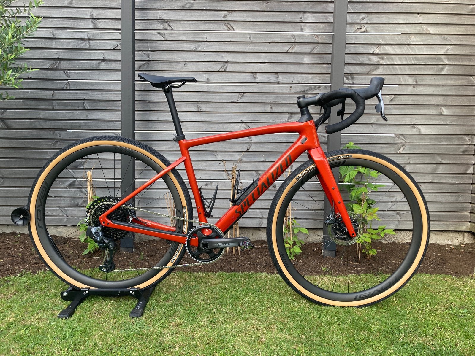 Specialized Diverge Pro, Ophalen, Zo goed als nieuw, Carbon