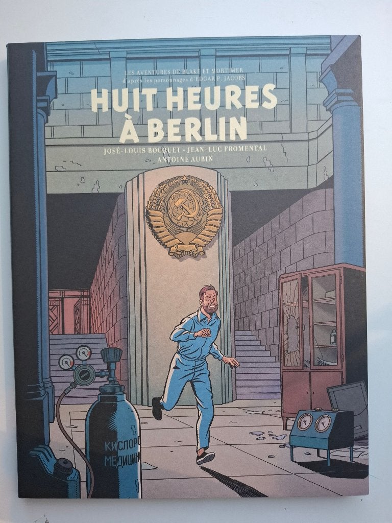 TL BLAKE ET MORTIMER TOME 29 HUIT HEURES A BERLIN JAQUETTE, Livres, Une BD, Enlèvement ou Envoi, Comme neuf