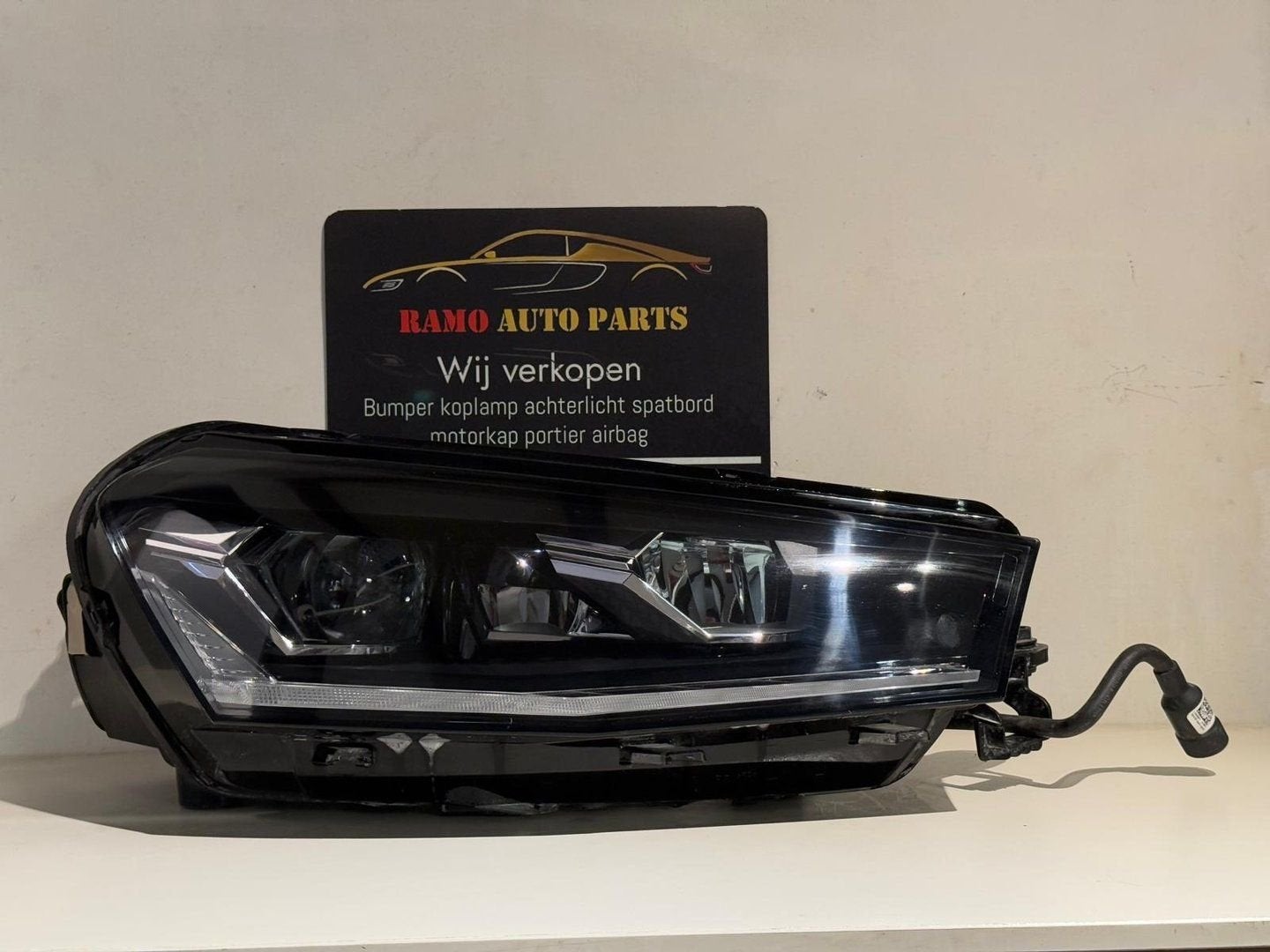 KOPLAMP SKODA FABIA VOL LED RECHTS 6VB941016B