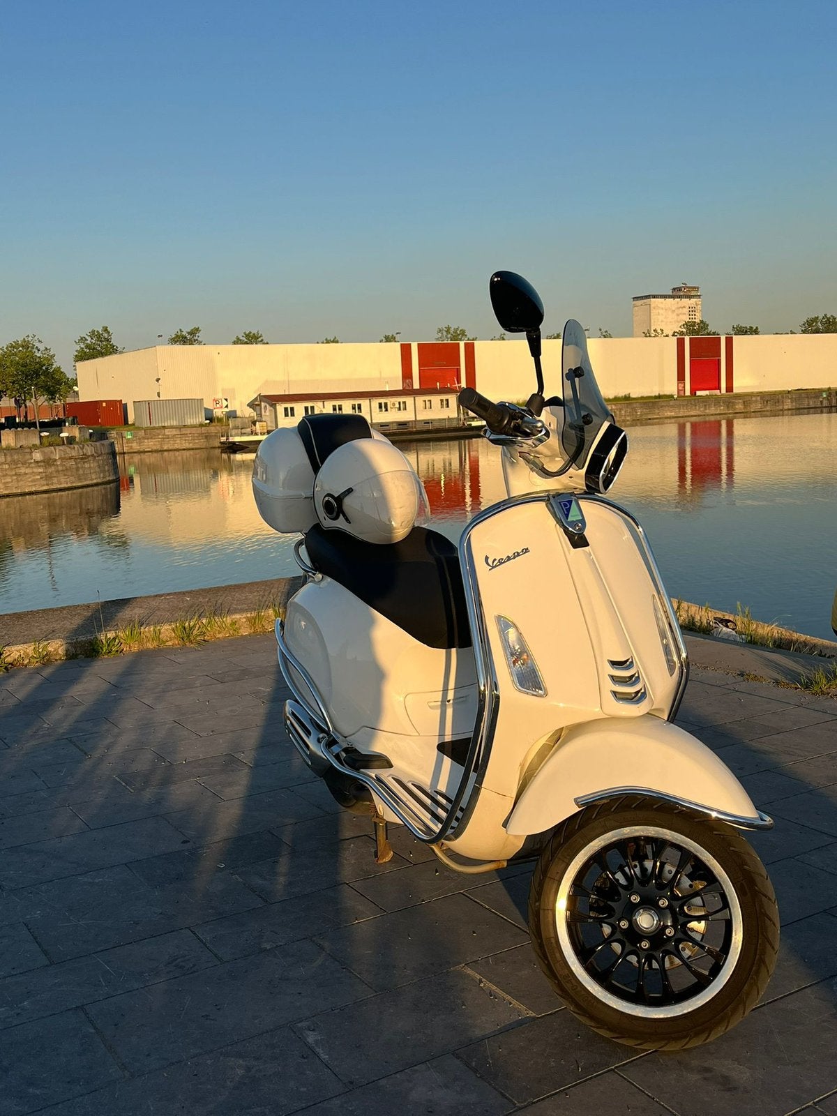 Vespa Sprint 2022 Full Option – Topstaat, Fietsen en Brommers, Scooters | Vespa, Zo goed als nieuw, Vespa S, Klasse A (25 km/u)
