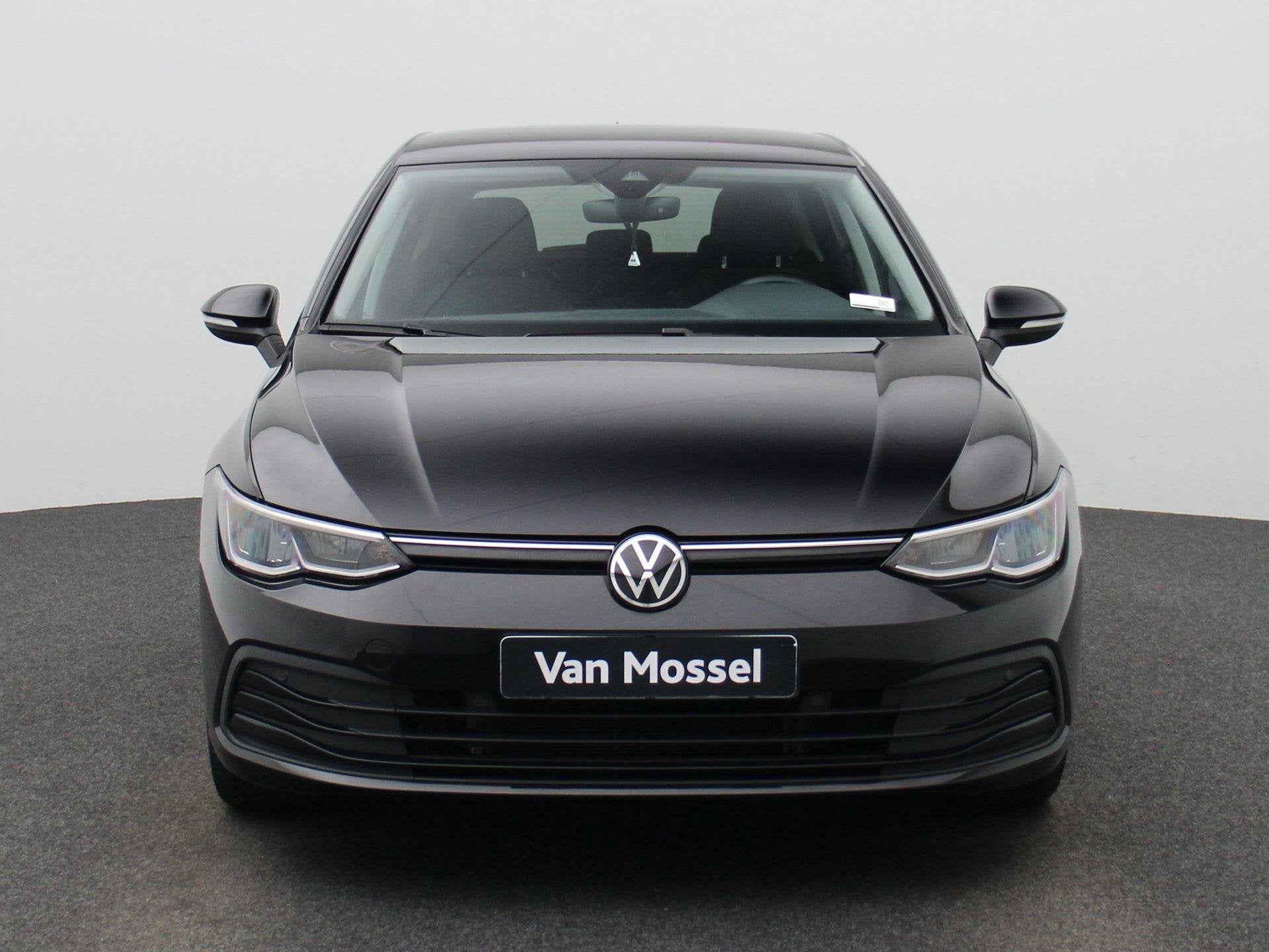 Volkswagen Golf VIII 1.0 TSI 81kW Life LED | NAVI | ADT. CC, Auto's, Voorwielaandrijving, Stof, Gebruikt, Zwart