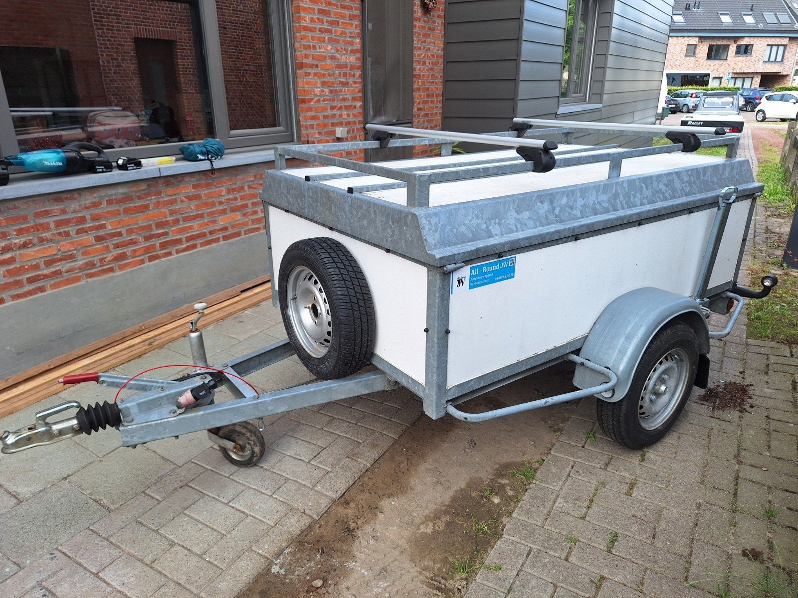 Geremde bagagewagen 750 kg, Ophalen