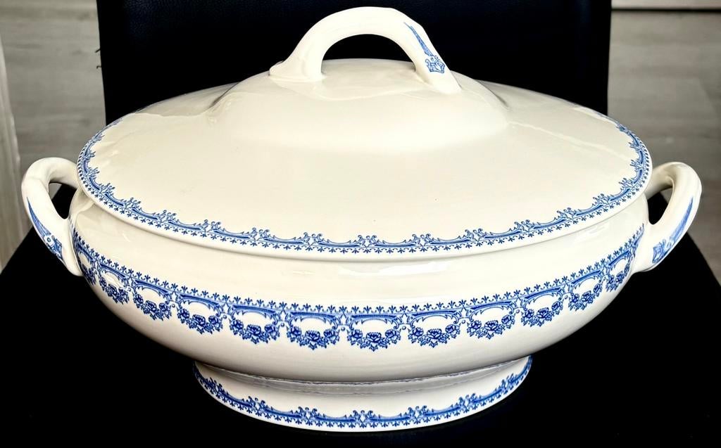 Légumière/ soupière Carlotta bleue de Royal Boch, Ophalen