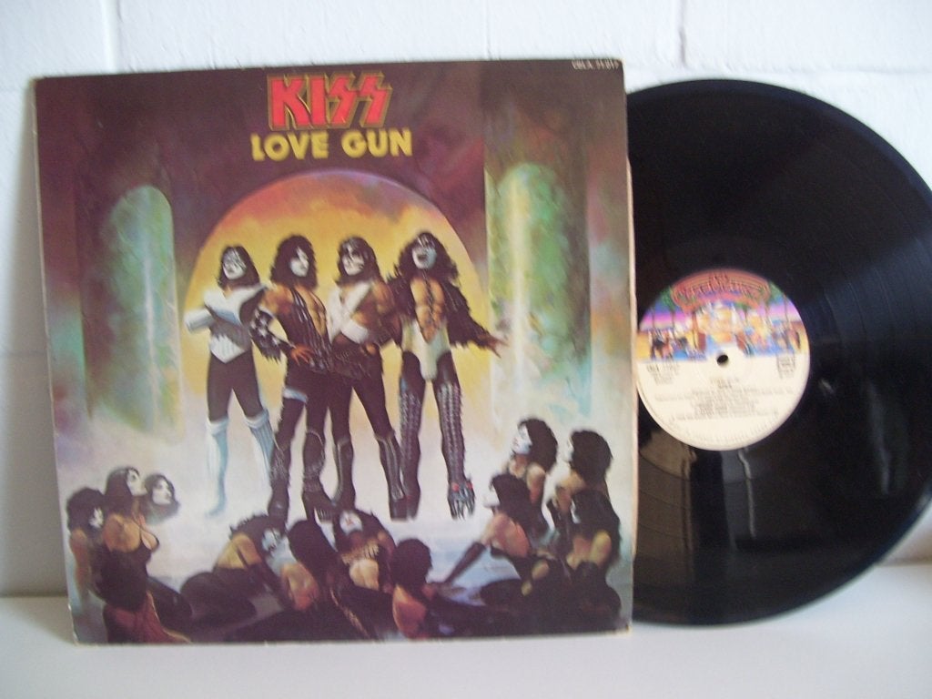 KISS  love gun, Cd's en Dvd's, Vinyl | Hardrock en Metal, LP, Gebruikt, Verzenden, Originele persing