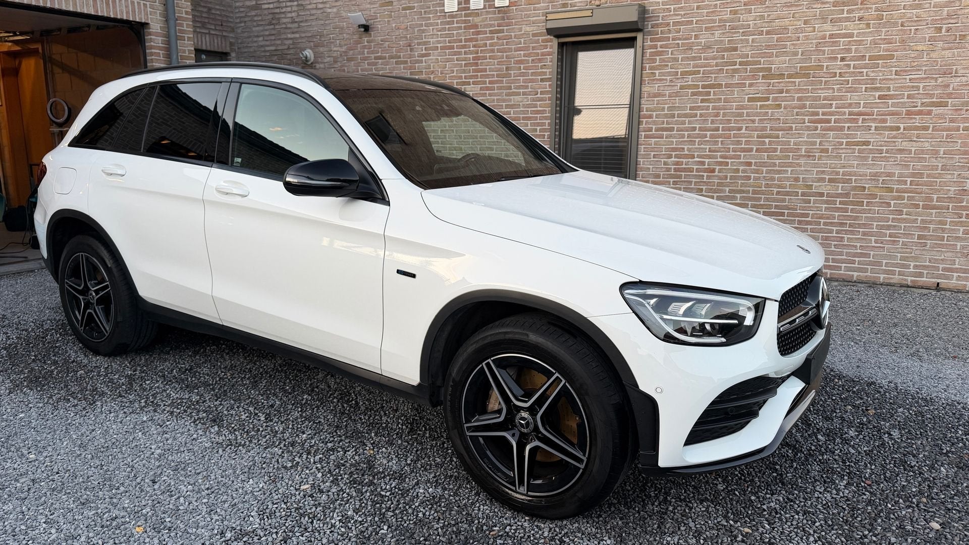 Mercedes Benz Glc 300 De 4Matic AMG-Line, Auto's, Automaat, Dealer onderhouden, Gebruikt, Wit