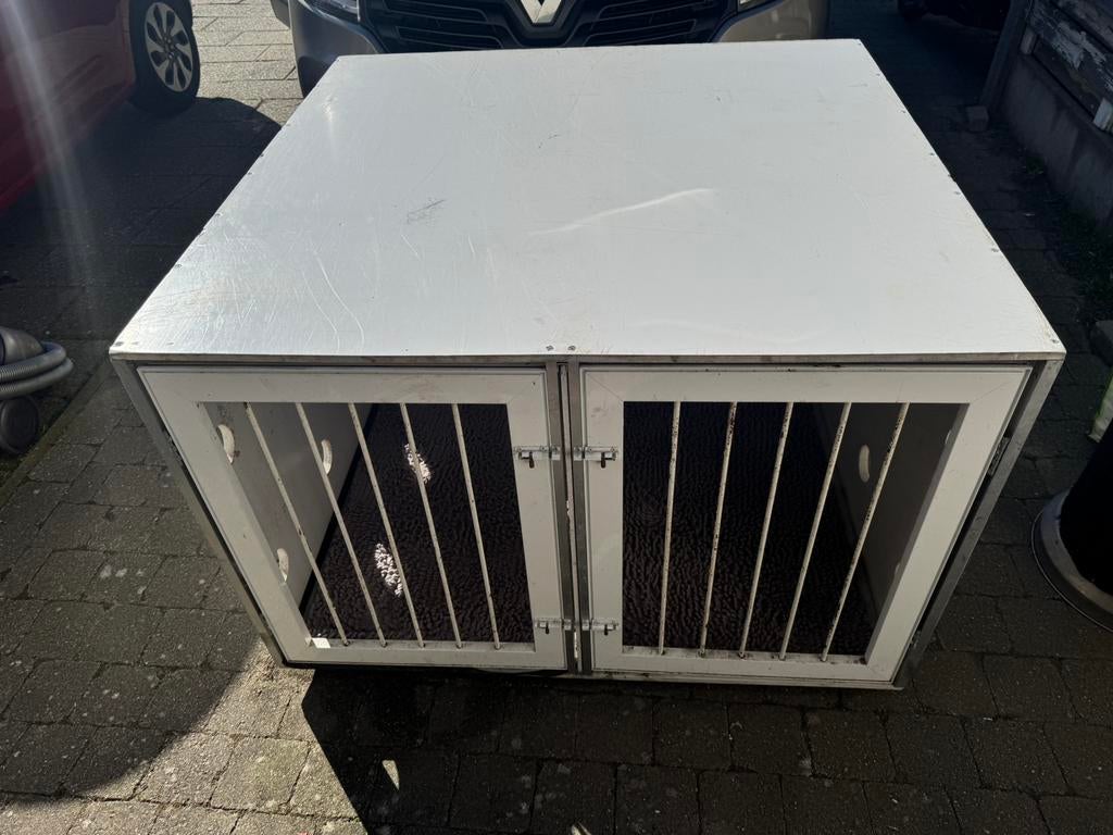 Grote honden bench voor lichte vracht caminionet, Ophalen, Gebruikt