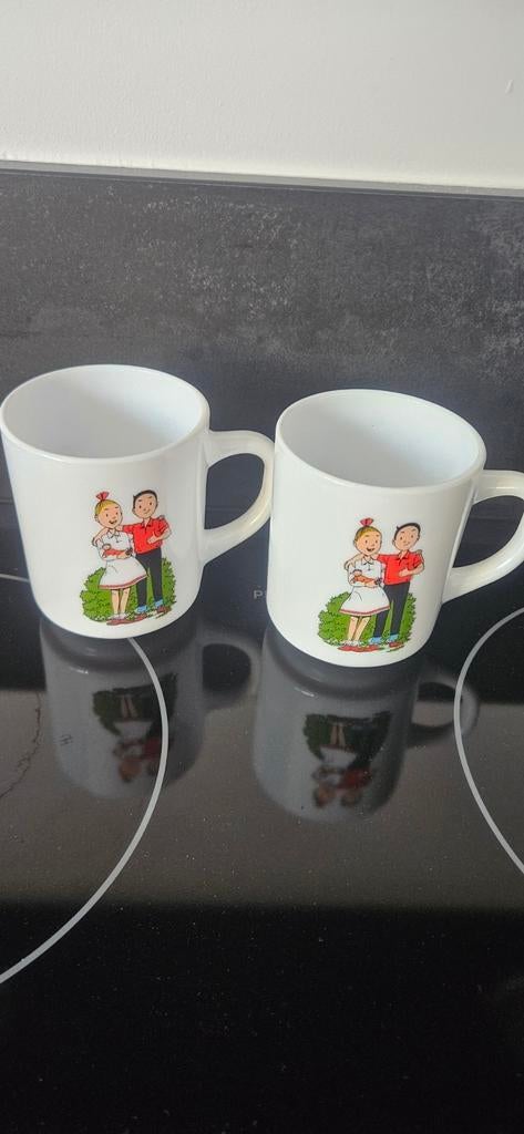 2 suske  wiske tassen, Verzamelen, Ophalen