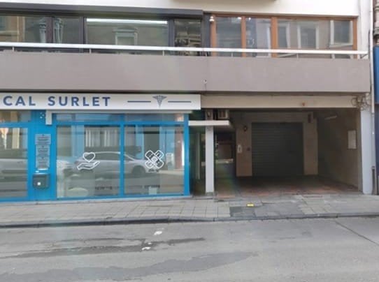 Overdekte parkeerplaats - TE HUUR - Luik — Outremeuse, Luik (stad)