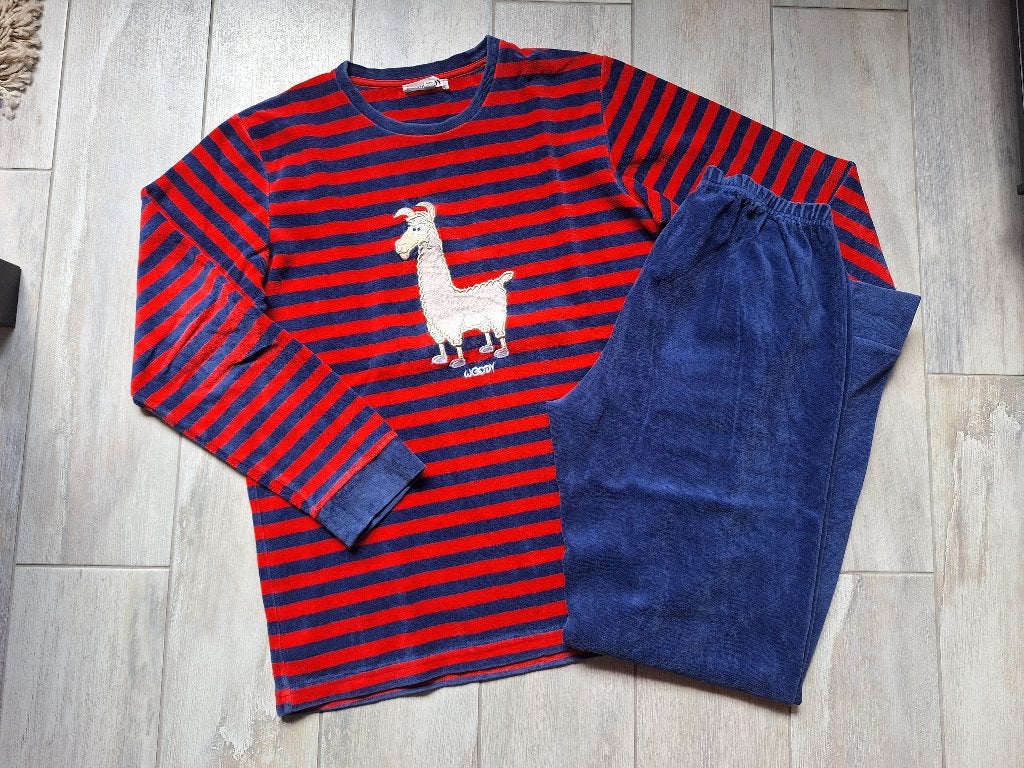 ★ M164 - Woody winterpyjama velours thema lama, Garçon, Enlèvement ou Envoi, Comme neuf, Vêtements de nuit ou Sous-vêtements